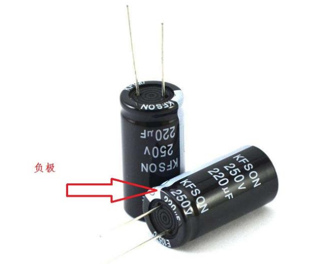 「NIPPON CHEMI-CON」電解電容極性接錯會爆炸，如何避免？